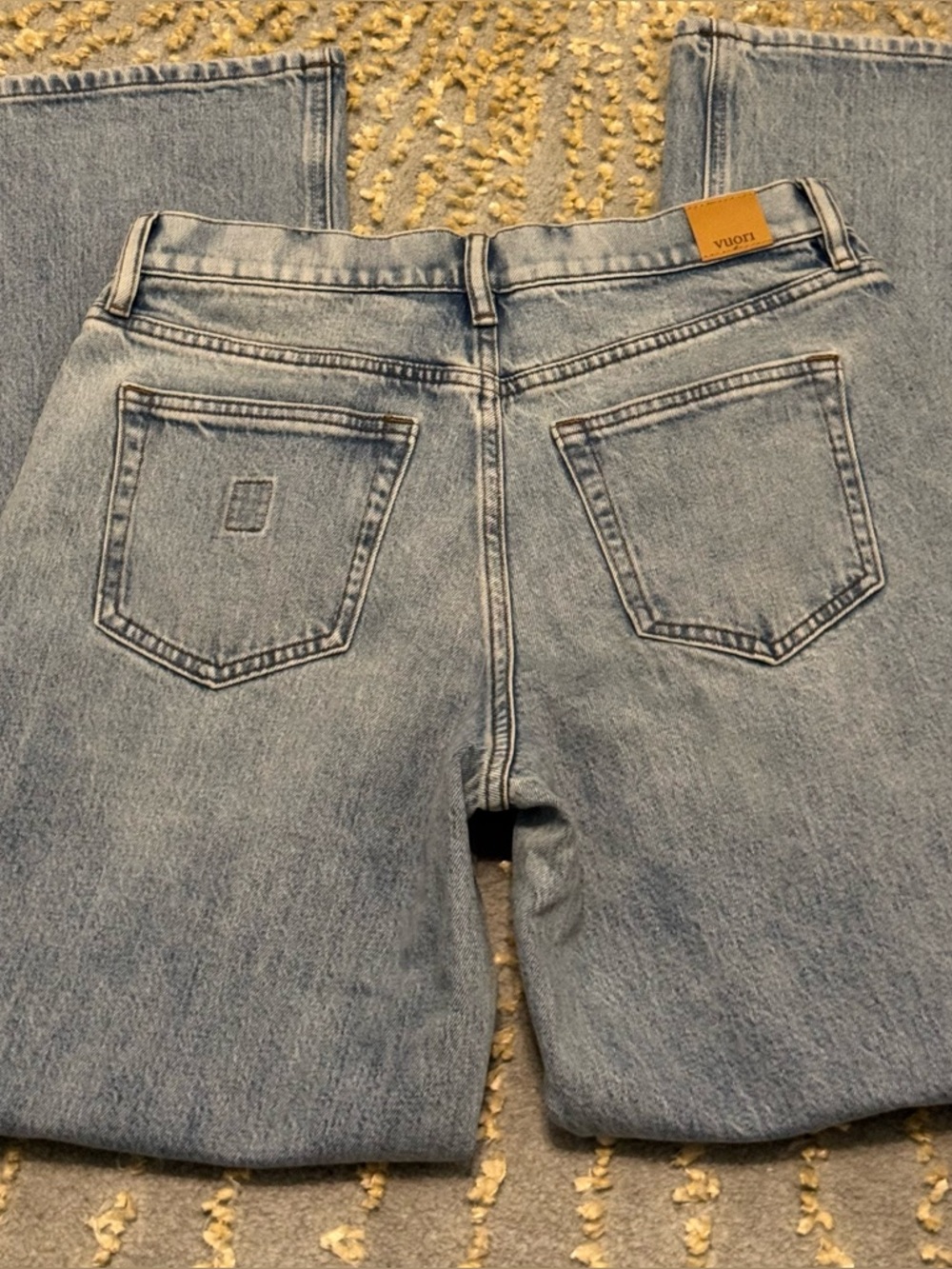 Vuori Vintage Wide Leg Jeans Light Wash Indigo Size 27 NWOT - Picture 13 of 16